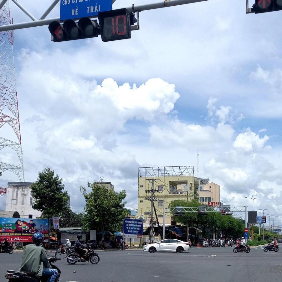 Hotel Khach San Anh Sang Can Tho Exterior foto